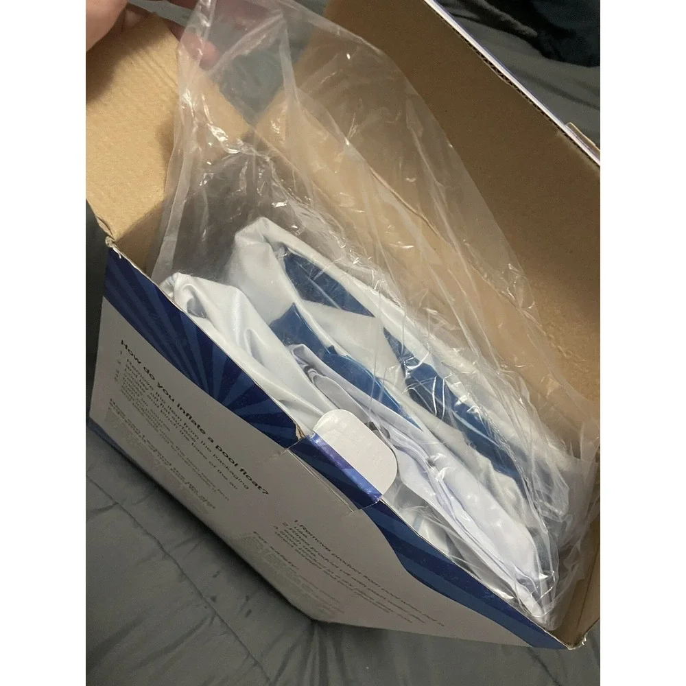 Funpeny Inflatable Pool Game Set - Picture 4 of 4